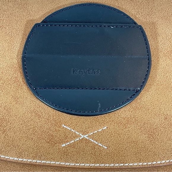 Keytas Envelope Style Laptop Sleeve Bag - Picture 5 of 6